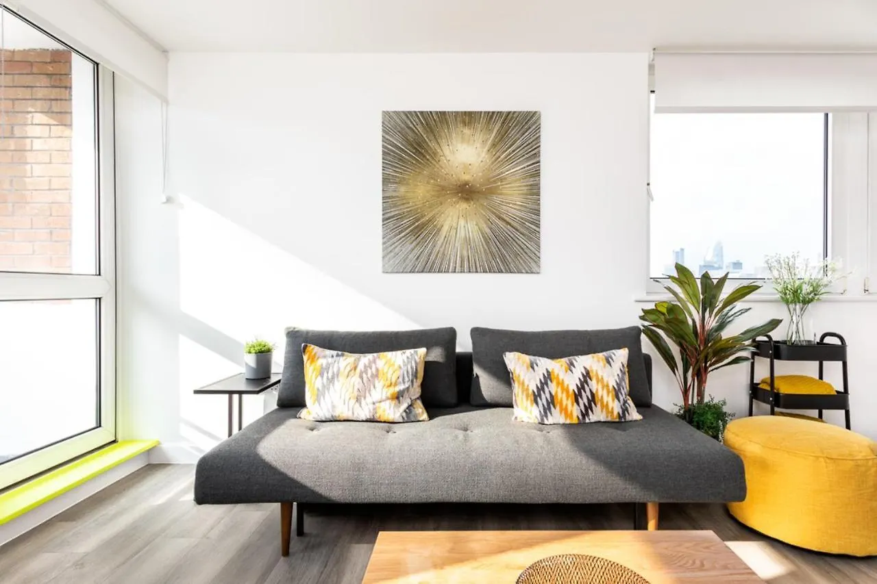 Bright London Bridge Apartment 0*,  United Kingdom